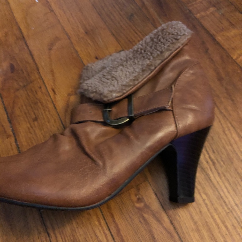 Size 8 barely wore